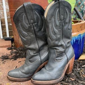 Frye gray vintage boots